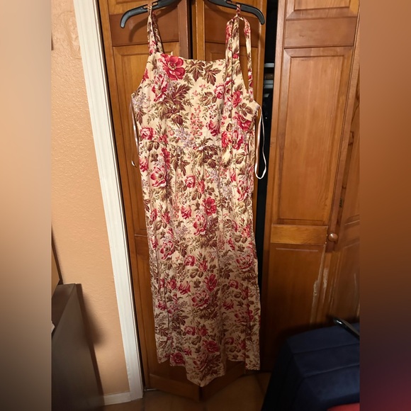 Gal meets Glam tie floral dress 14 - Picture 6 of 14